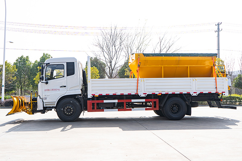 Kailifeng-Dongfeng Tianjin Snow Plow Truck