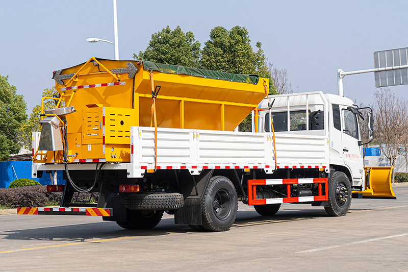 Kailifeng-Dongfeng Tianjin Snow Plow Truck