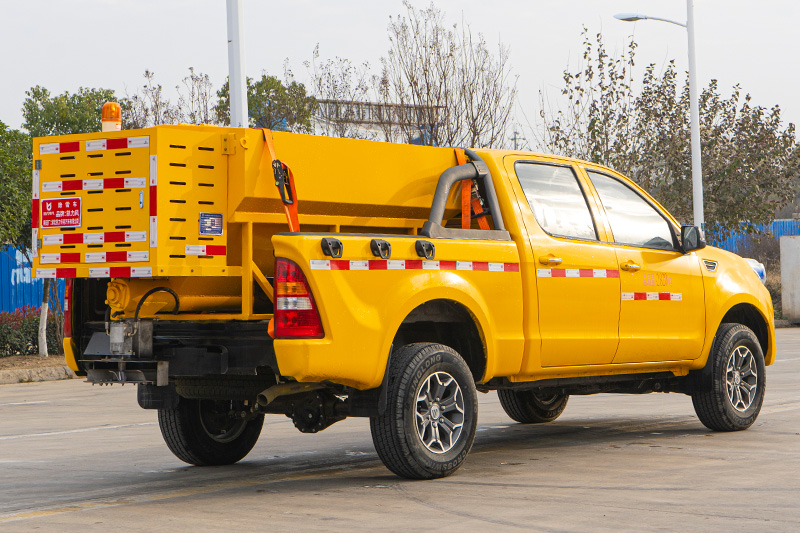 Kailifeng Snow Plow - Pickup Truck, 2.5 cubic meters