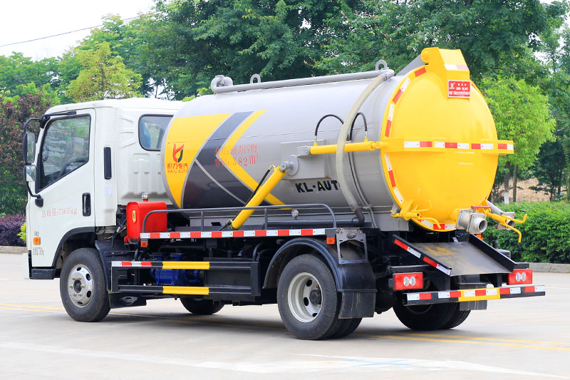 Foton Times Linghang H2 Vacuum Truck, 5 cubic meters