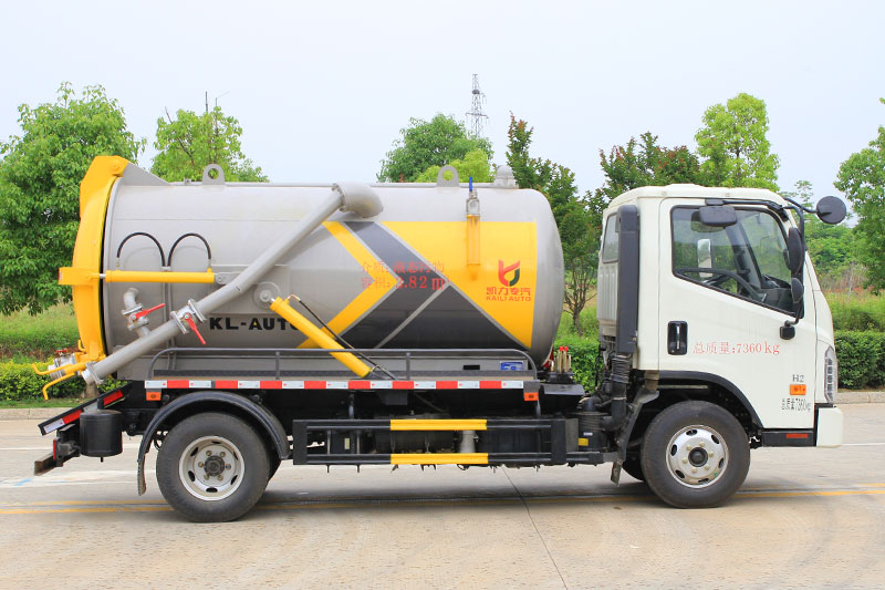 Foton Times Linghang H2 Vacuum Truck, 5 cubic meters