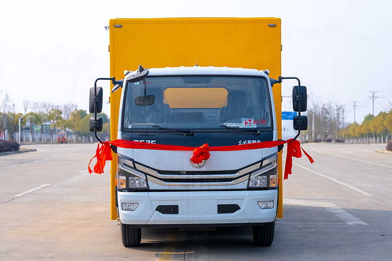 Dongfeng Dolika UV-Cured Pipe Repair Vehicle
