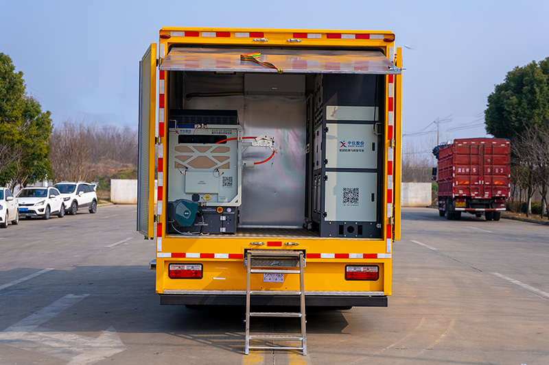 Dongfeng Dolika UV-Cured Pipe Repair Vehicle